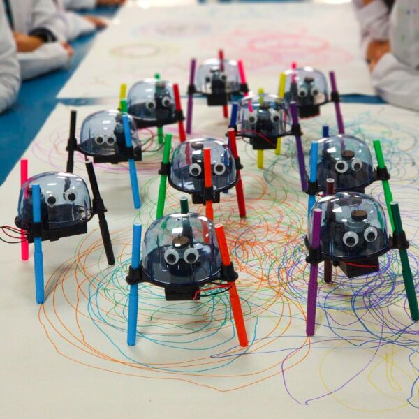 1 Adet REBOT-Ressam Robot