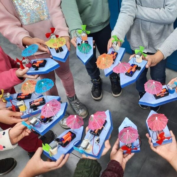 1 Adet MOTORLU GEMİ